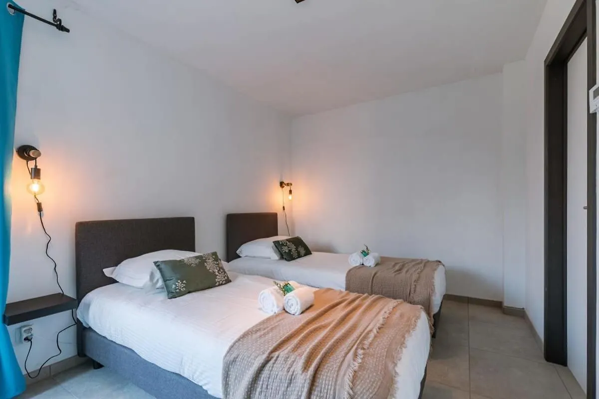 Huswell - Family-Friendly House With Sunny Terrace And Garden Villa Ostend
